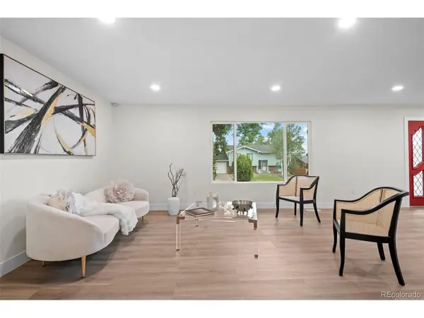 7345 E Hinsdale, Centennial, CO 80112