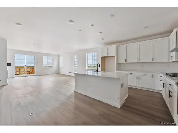 25283 E Warren, Aurora, CO 80018