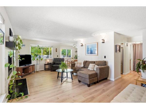 8095 E Colorado #2, Denver, CO 80231