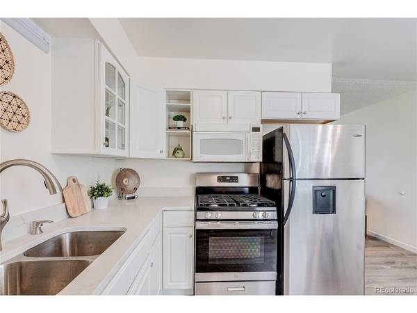 751 S Moline, Aurora, CO 80012