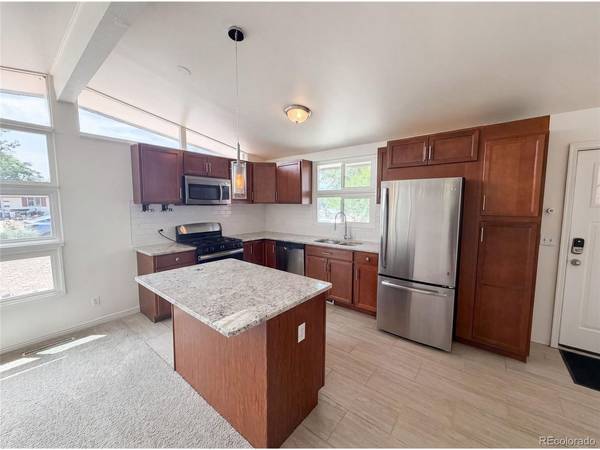 541 Del Norte, Denver, CO 80221