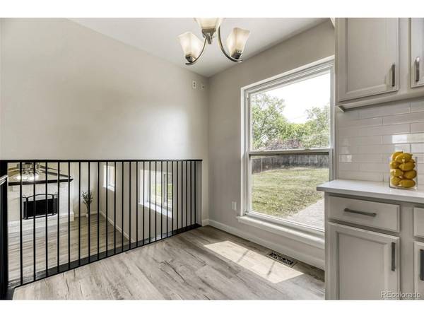 1026 Mobile, Aurora, CO 80011