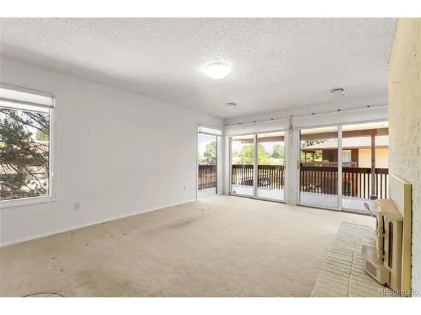 500 Manhattan #C10, Boulder, CO 80303
