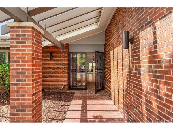 2552 E Alameda #71, Denver, CO 80209