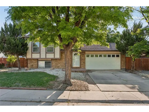 993 S Oakland, Aurora, CO 80012