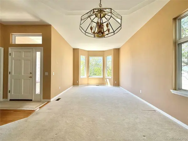 15805 W 63rd, Arvada, CO 80403
