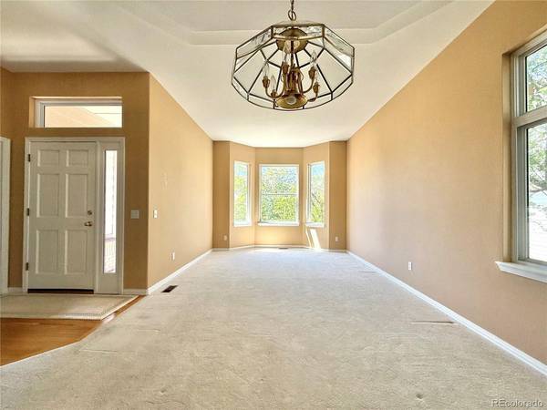15805 W 63rd, Arvada, CO 80403