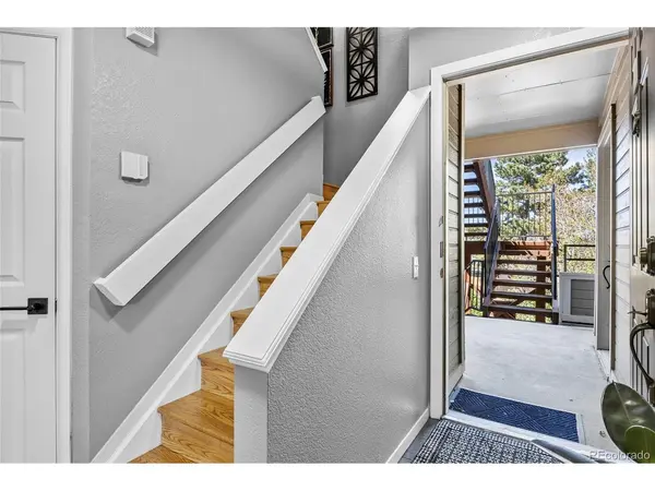6001 S Yosemite #E205, Greenwood Village, CO 80111