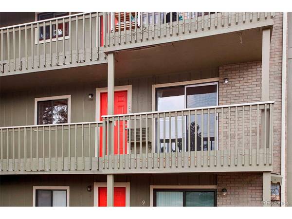 695 Manhattan #109, Boulder, CO 80303