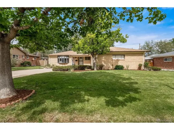 341 Newark, Aurora, CO 80010