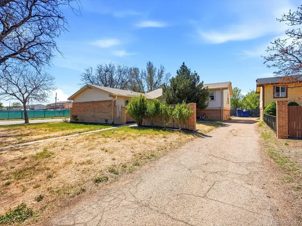 16492 E 13th, Aurora, CO 80011