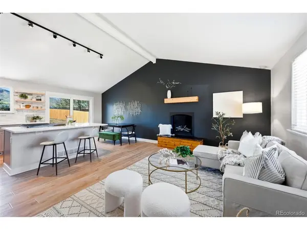 18856 W 59th, Golden, CO 80403