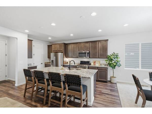 8726 Middle Fork, Littleton, CO 80125