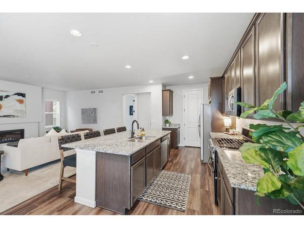 8726 Middle Fork, Littleton, CO 80125