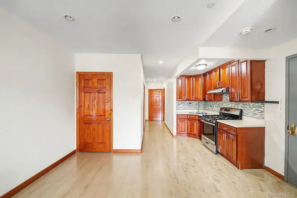 57-50 Granger St #3A, Corona, NY 11368