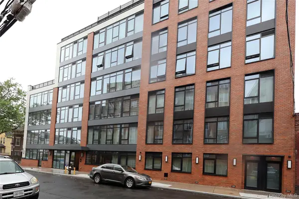 40-22 61st ST #2K, Woodside, NY 11377