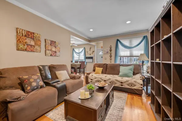 14617 58th RD, Flushing, NY 11355