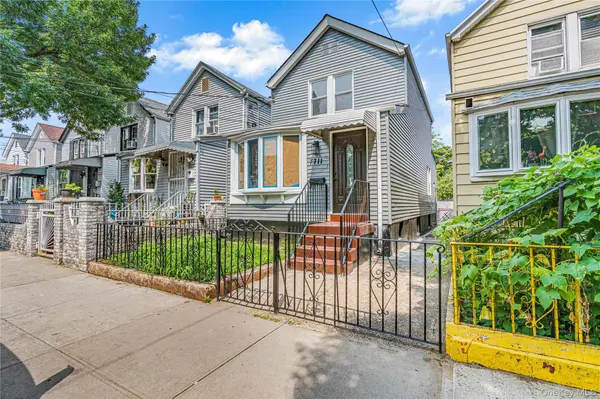 7711 97th AVE, Ozone Park, NY 11416