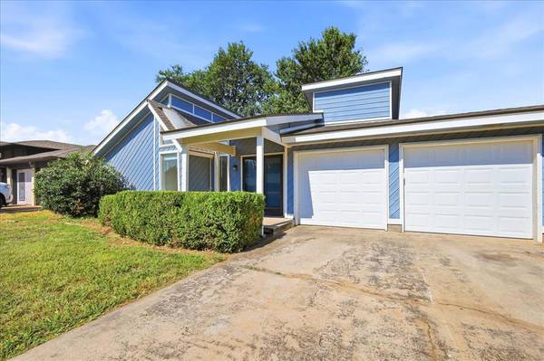 8925 N Eagle LN, Oklahoma City, OK 73132