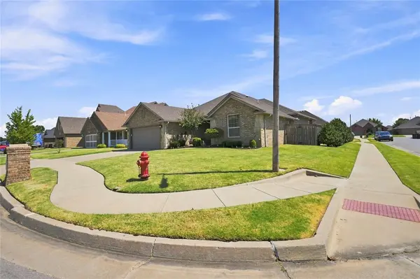 14524 Briarcliff DR, Oklahoma City, OK 73170