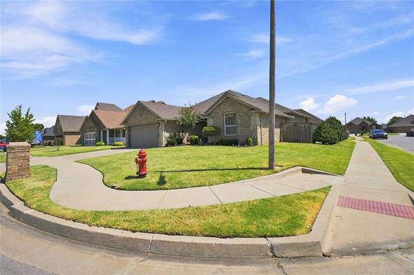 14524 Briarcliff DR, Oklahoma City, OK 73170