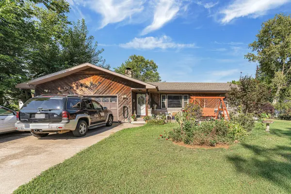 515 S West AVE, Springfield, MO 65806