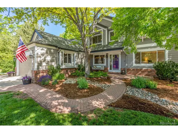8233 W Otero, Littleton, CO 80128