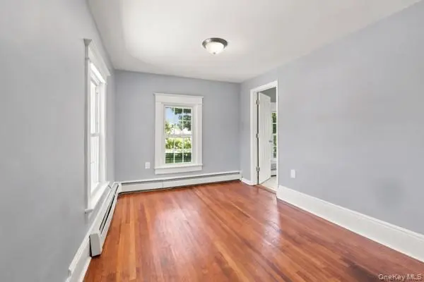 9 Arlington PL, Newburgh, NY 12550