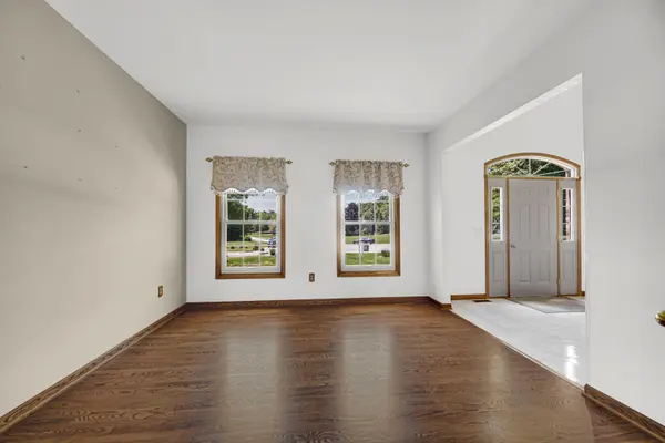 839 Hunter DR, Westville, IN 46391