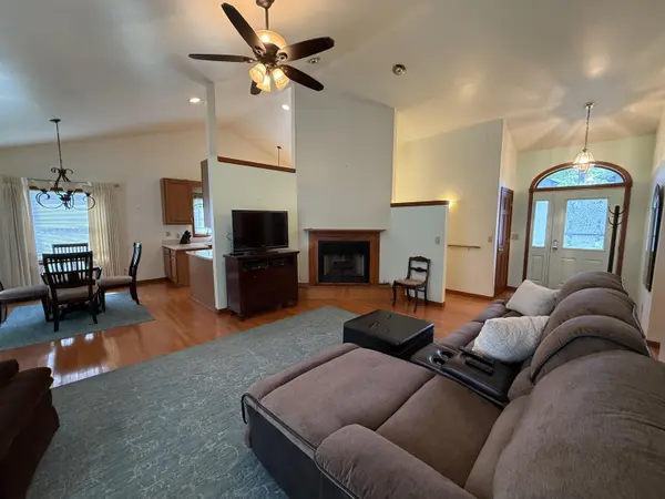 3216 W Greenbriar Lane, La Porte, IN 46350