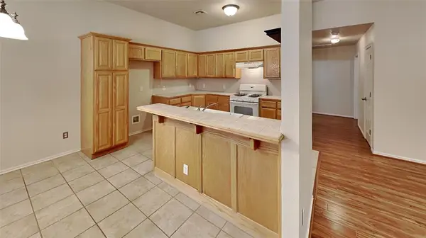 21886 Pioneer CIR, Edmond, OK 73012