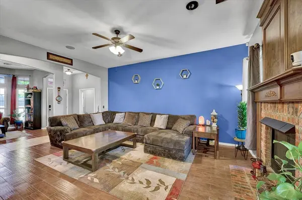3424 Valley Hollow, Norman, OK 73071