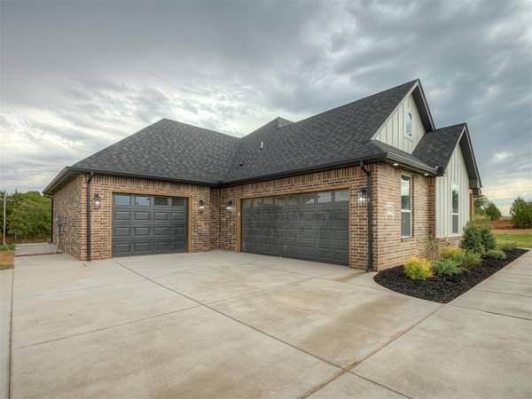 1928 Valerie's DR, Guthrie, OK 73044