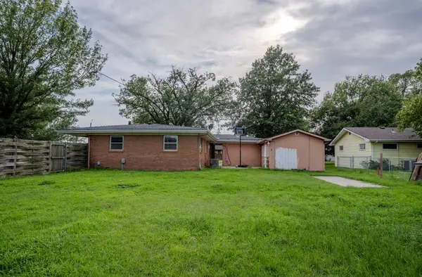 320 W College Ave, Harper, KS 67058