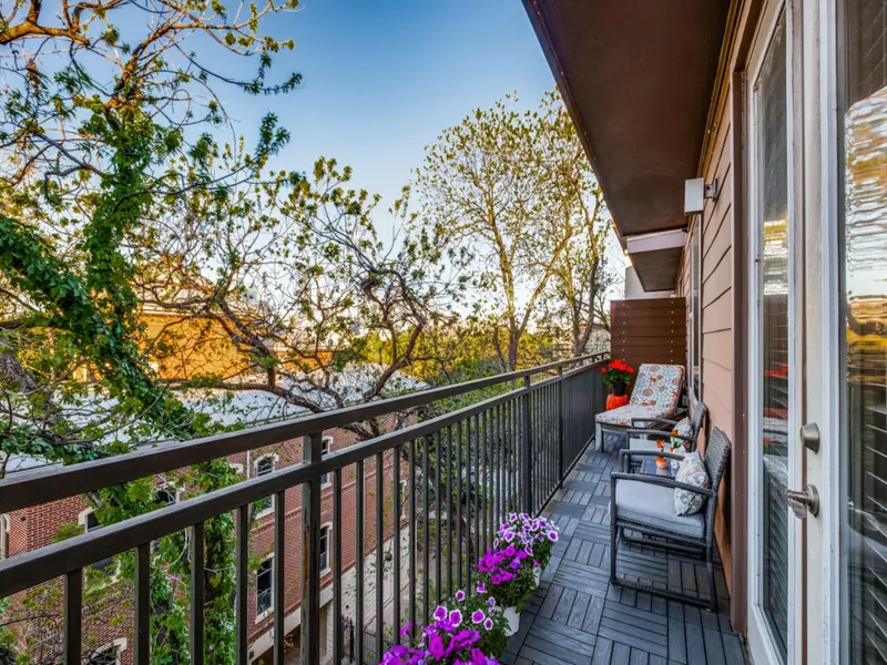 1900 Barton Springs RD #5037, Austin, TX 78704