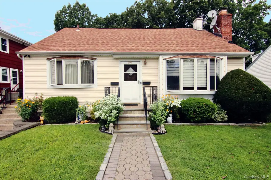 201 Bennett AVE, Yonkers, NY 10701