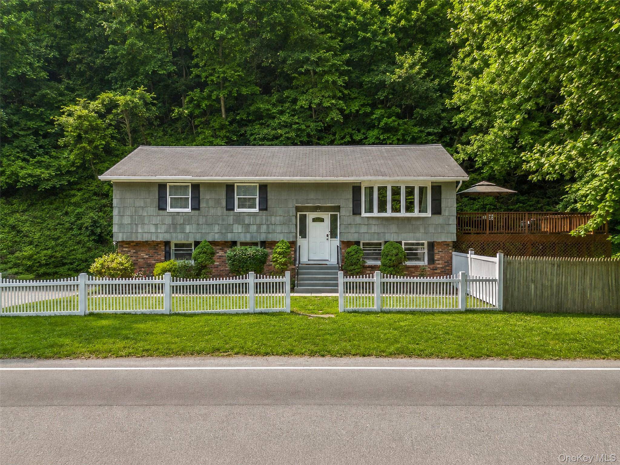 385 Yorktown RD, Croton-on-hudson, NY 10520