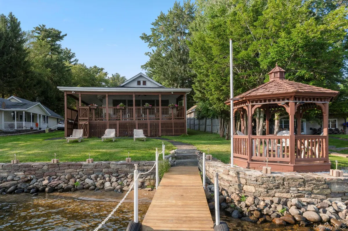 1023 Lake Shore DR, White Lake, NY 12786