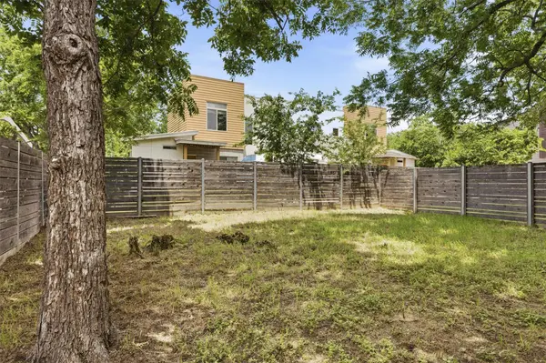 1210 Stobaugh ST #B, Austin, TX 78757