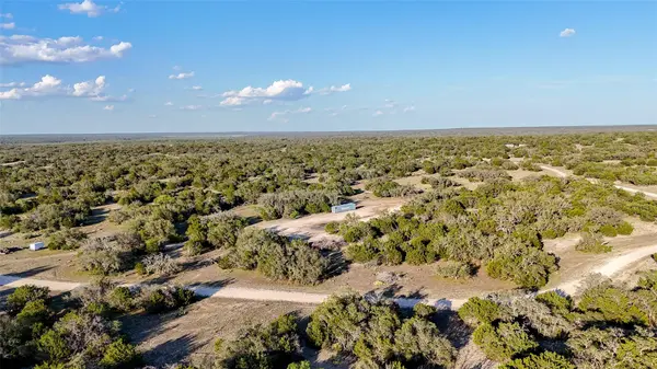 1700 Blackbuck DR, Adams, TX 76935