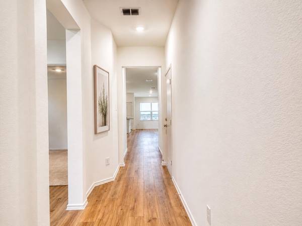 407 Avre LOOP, Kyle, TX 78640