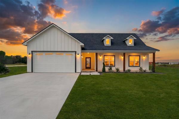 4815 West Farm To Market 485, Buckholts, TX 76518