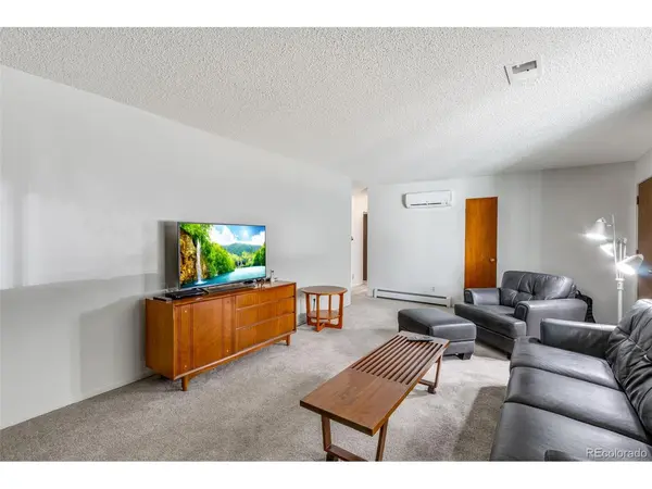 2012 Van Buren, Loveland, CO 80538