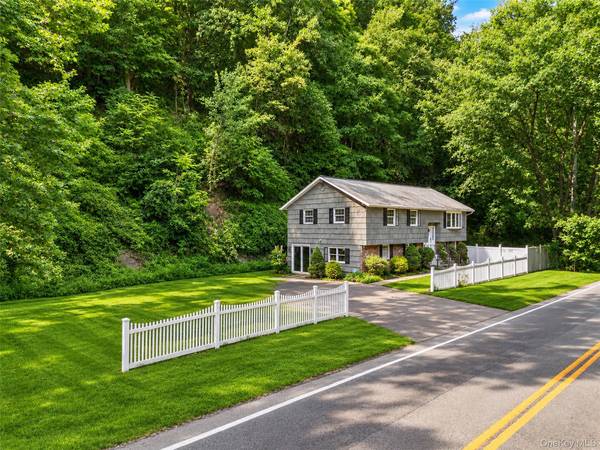 385 Yorktown RD, Croton-on-hudson, NY 10520