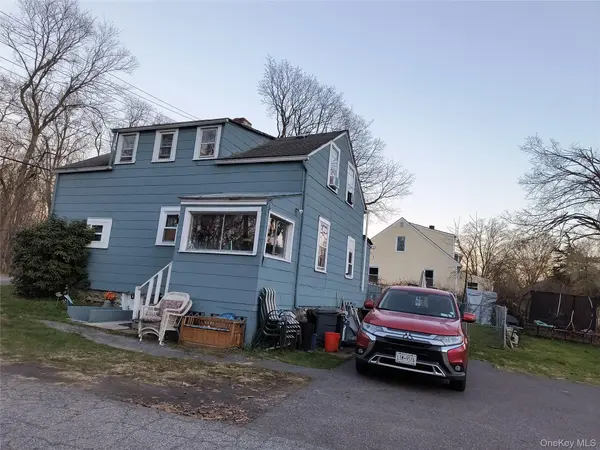 1 Staples LN, New Windsor, NY 12553