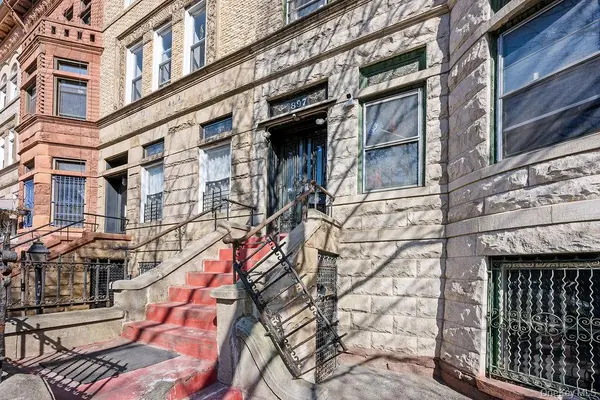 897 Park PL, Brooklyn, NY 11216