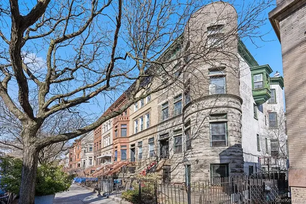 897 Park PL, Brooklyn, NY 11216