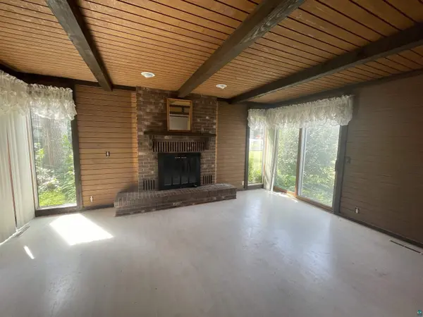 206 Snow Place Rd, Le Sueur, MN 56058