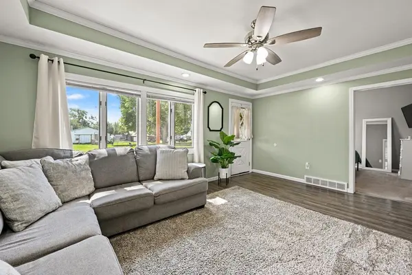 303 1st St. SW, Hopkinton, IA 52237