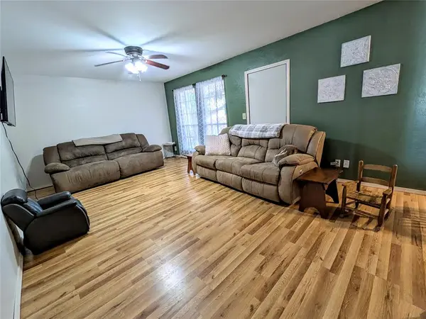 308 Ranch CIR, Enid, OK 73703